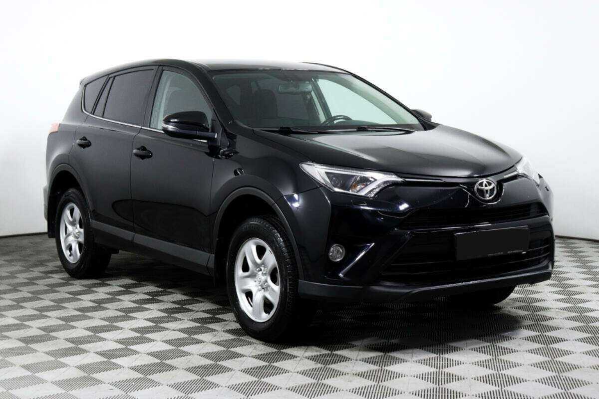 Toyota RAV4 с пробегом — 2019 год. Фото: #2