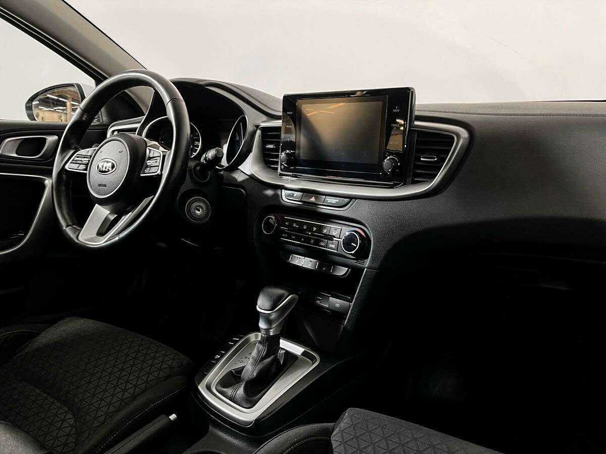 Kia Ceed с пробегом — 2021 год. Фото: #8