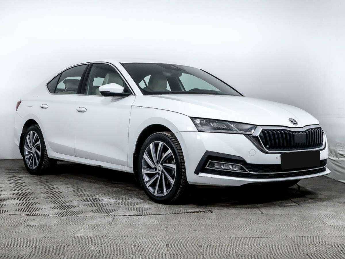 Skoda Octavia с пробегом — 2021 год. Фото: #2