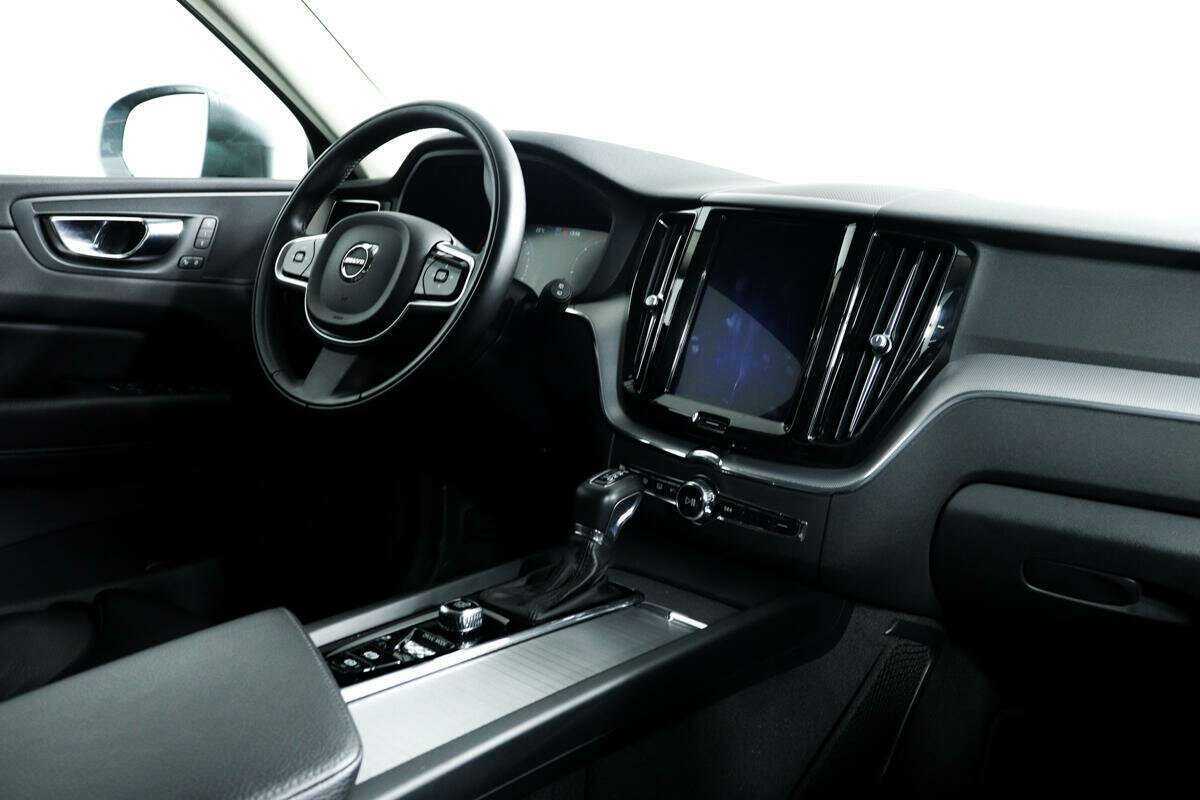 Volvo XC60 с пробегом — 2018 год. Фото: #8