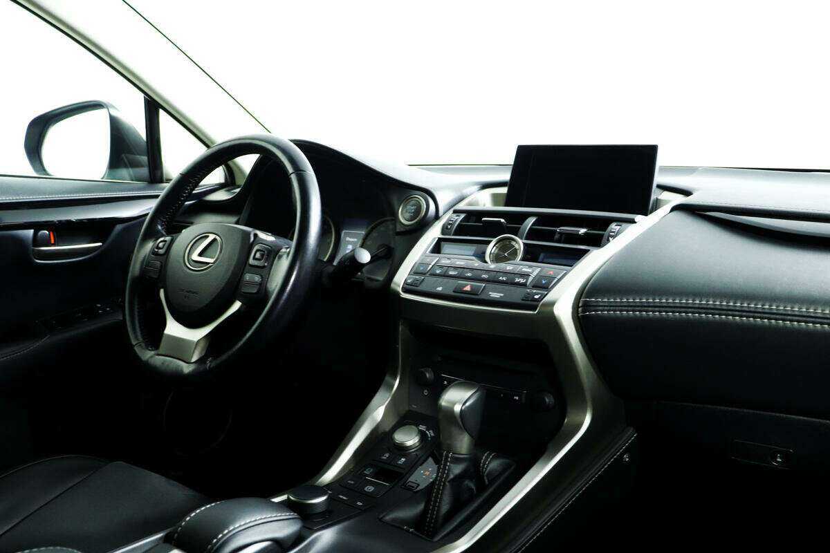 Lexus NX с пробегом — 2016 год. Фото: #8