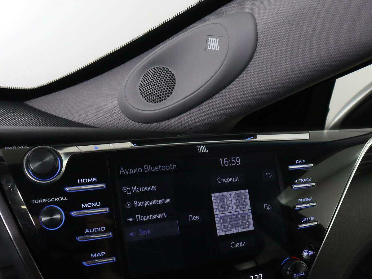 Toyota Camry с пробегом — 2019 год. Фото: #15