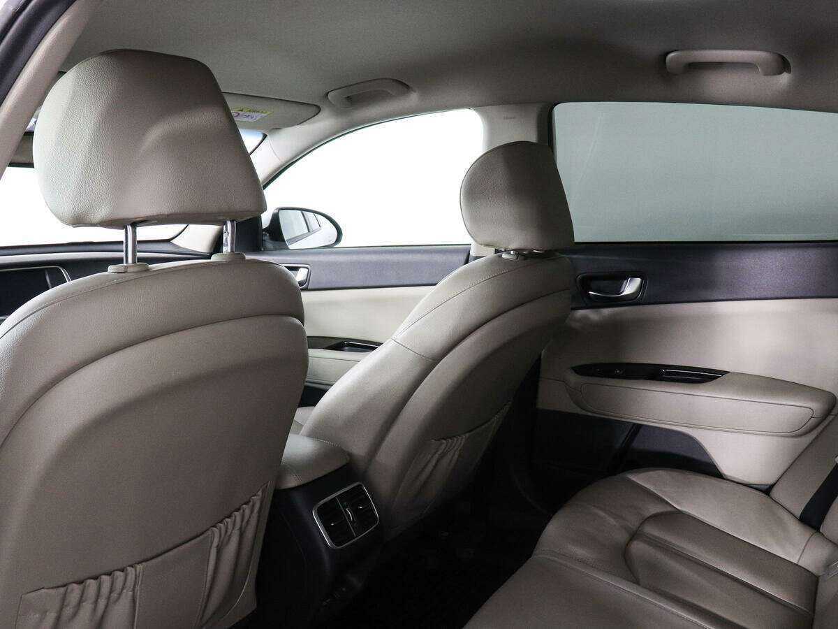 Kia Optima с пробегом — 2017 год. Фото: #11