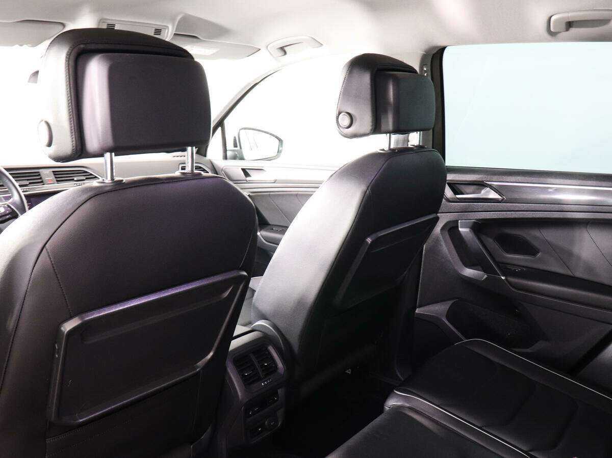 Volkswagen Tiguan с пробегом — 2017 год. Фото: #11