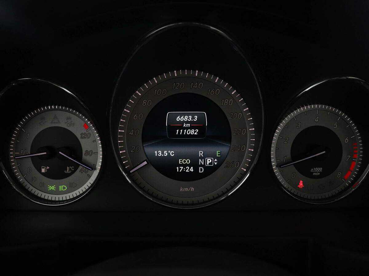 Mercedes-Benz GLK-Класс с пробегом — 2014 год. Фото: #10