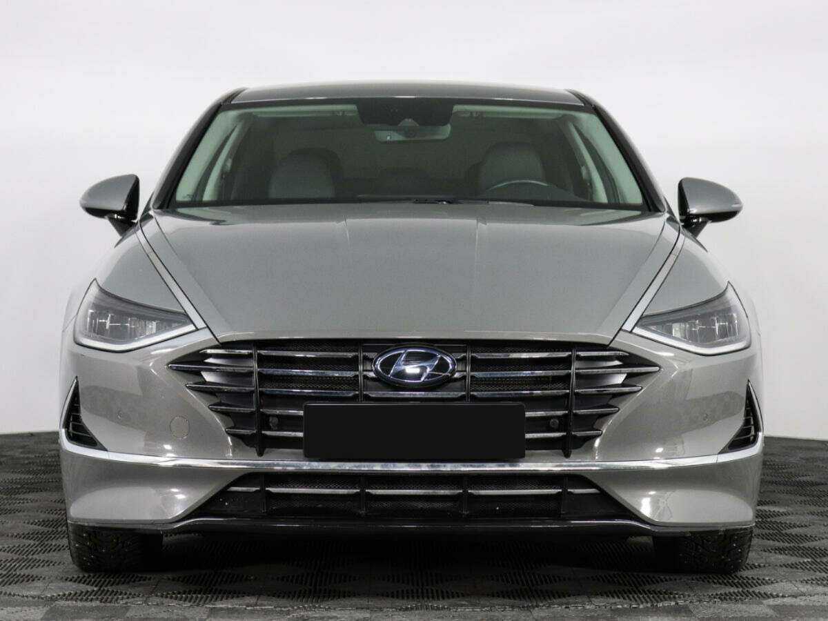 Hyundai Sonata с пробегом — 2020 год. Фото: #1