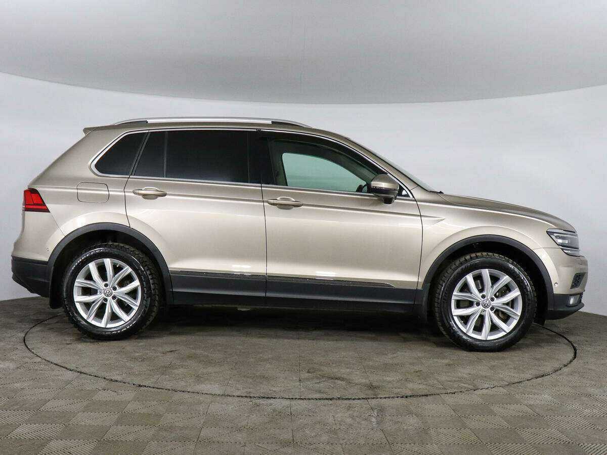 Volkswagen Tiguan с пробегом — 2018 год. Фото: #3