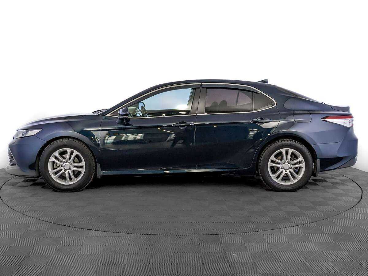 Toyota Camry с пробегом — 2020 год. Фото: #7