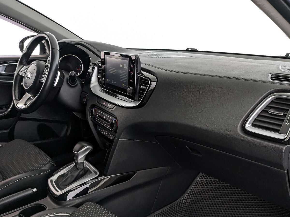 Kia Ceed с пробегом — 2021 год. Фото: #8