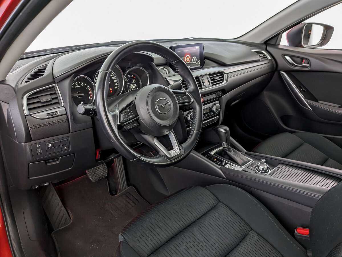 Mazda 6 с пробегом — 2018 год. Фото: #15