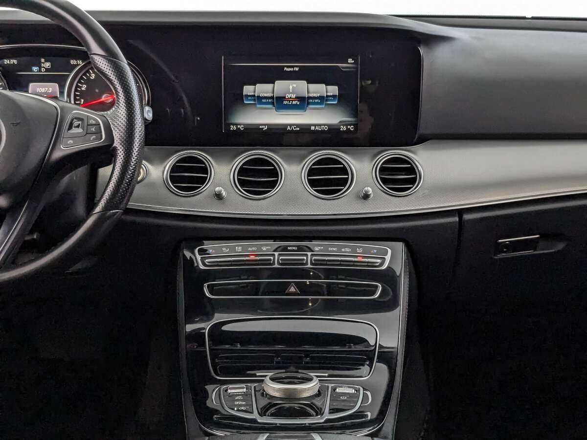 Mercedes-Benz E-Класс с пробегом — 2018 год. Фото: #12