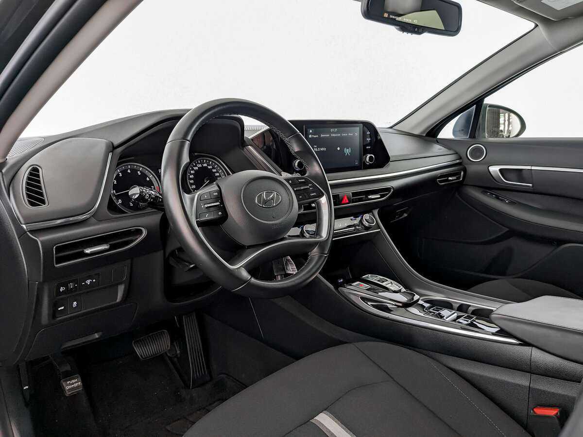 Hyundai Sonata с пробегом — 2020 год. Фото: #15