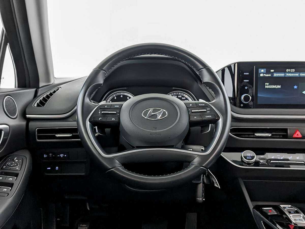 Hyundai Sonata с пробегом — 2020 год. Фото: #20