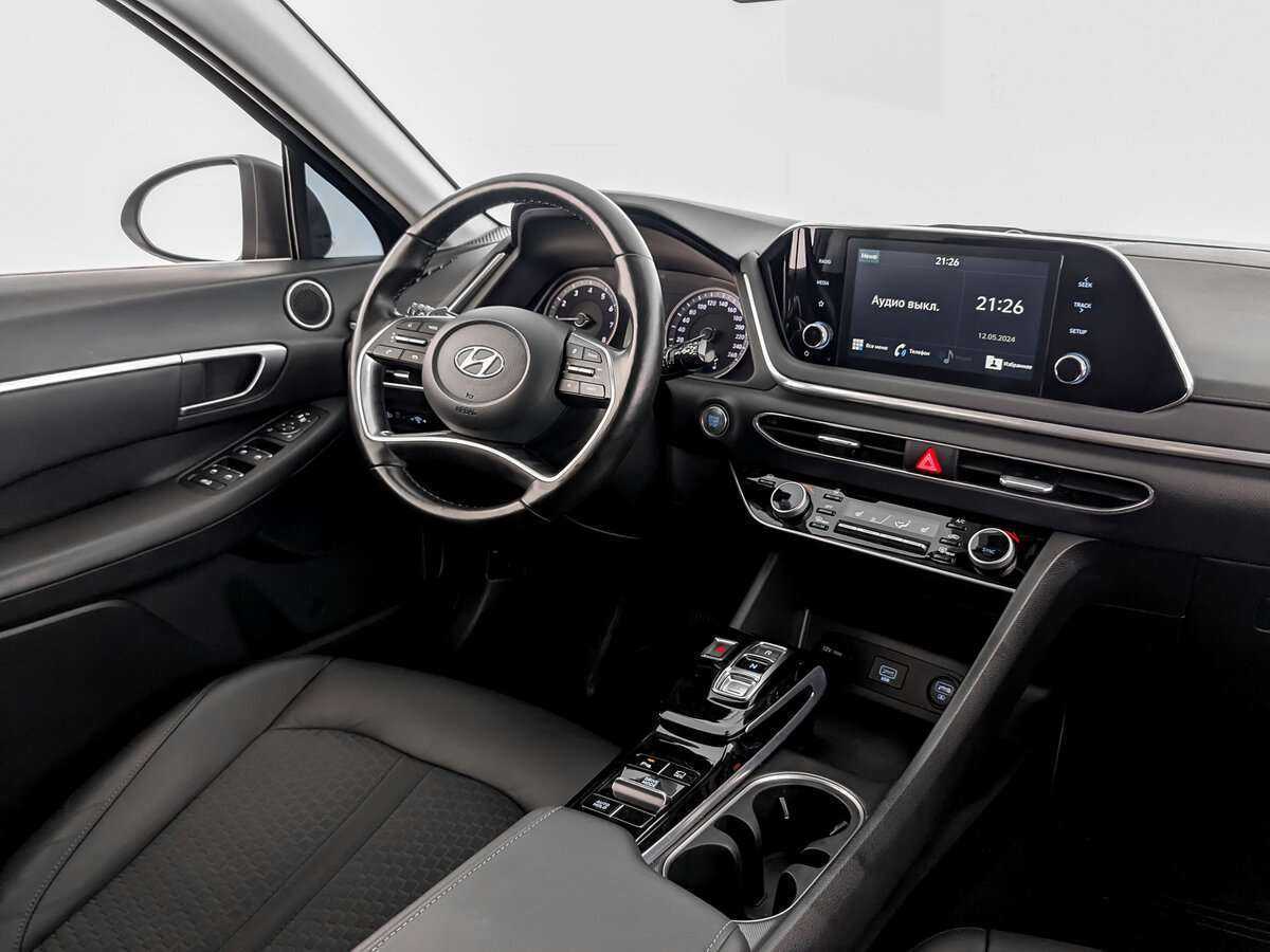 Hyundai Sonata с пробегом — 2021 год. Фото: #24
