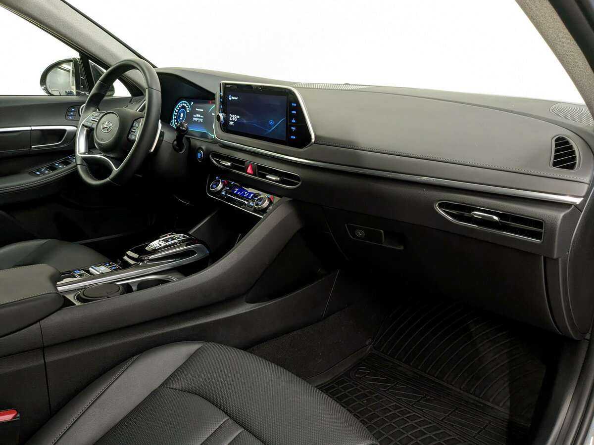 Hyundai Sonata с пробегом — 2022 год. Фото: #11