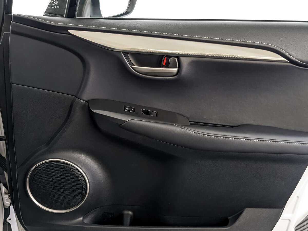 Lexus NX с пробегом — 2017 год. Фото: #24