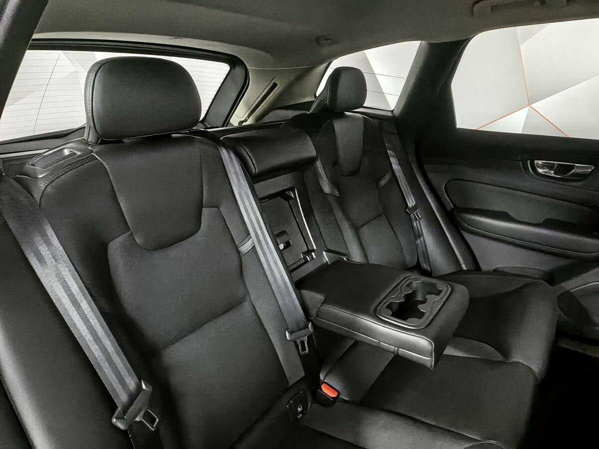 Volvo XC60 с пробегом — 2019 год. Фото: #12