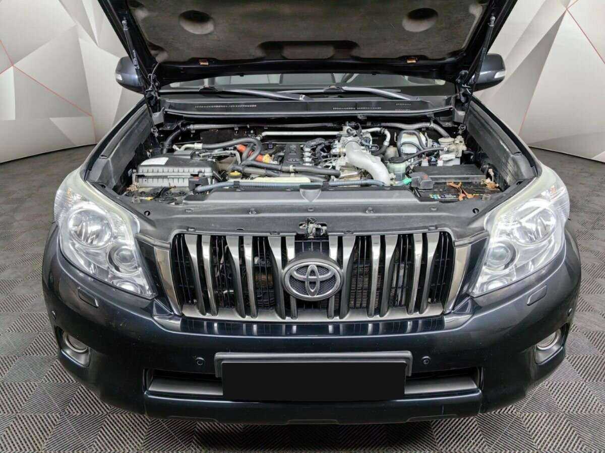 Toyota Land Cruiser Prado с пробегом — 2012 год. Фото: #15