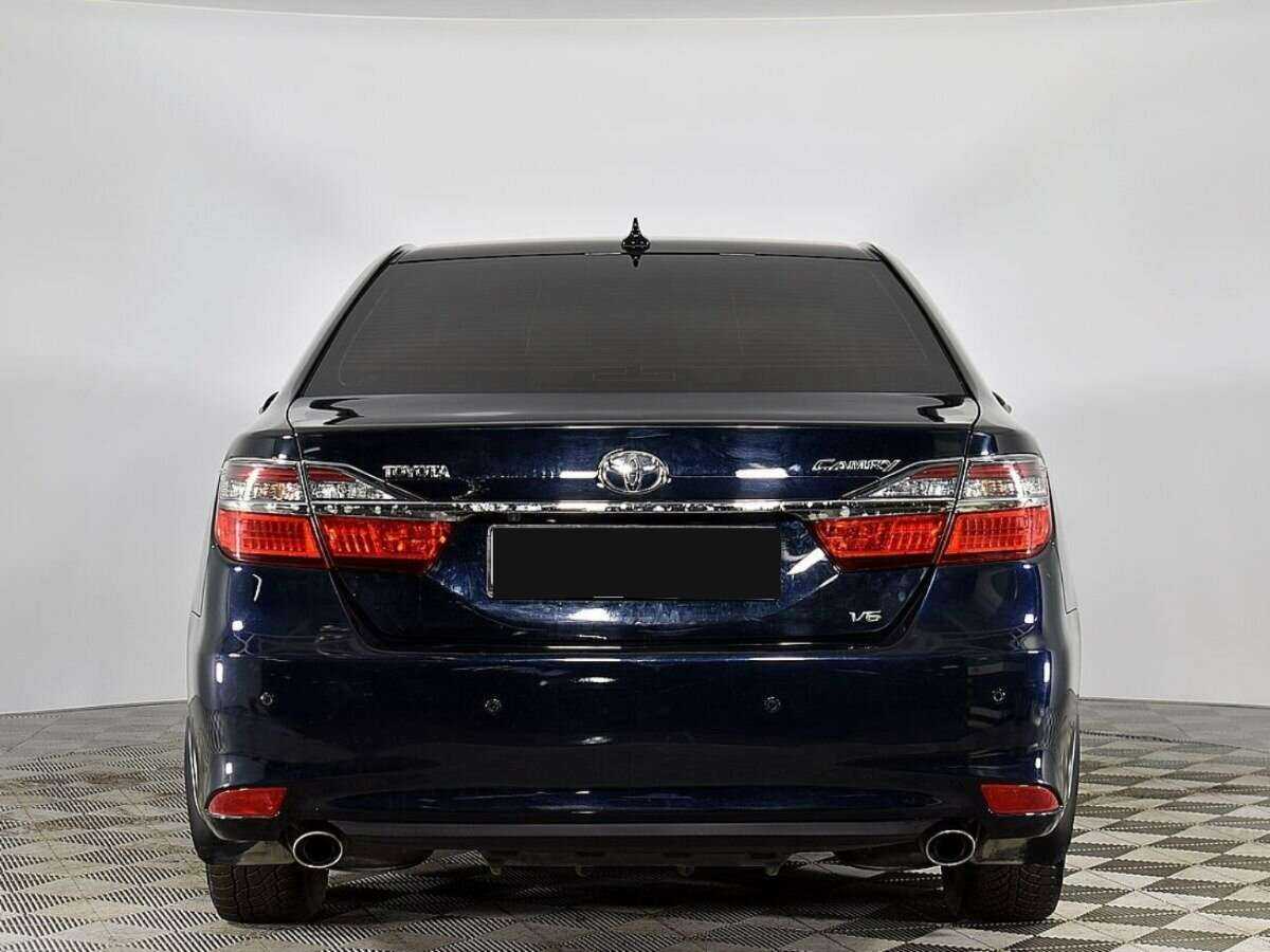 Toyota Camry с пробегом — 2014 год. Фото: #3