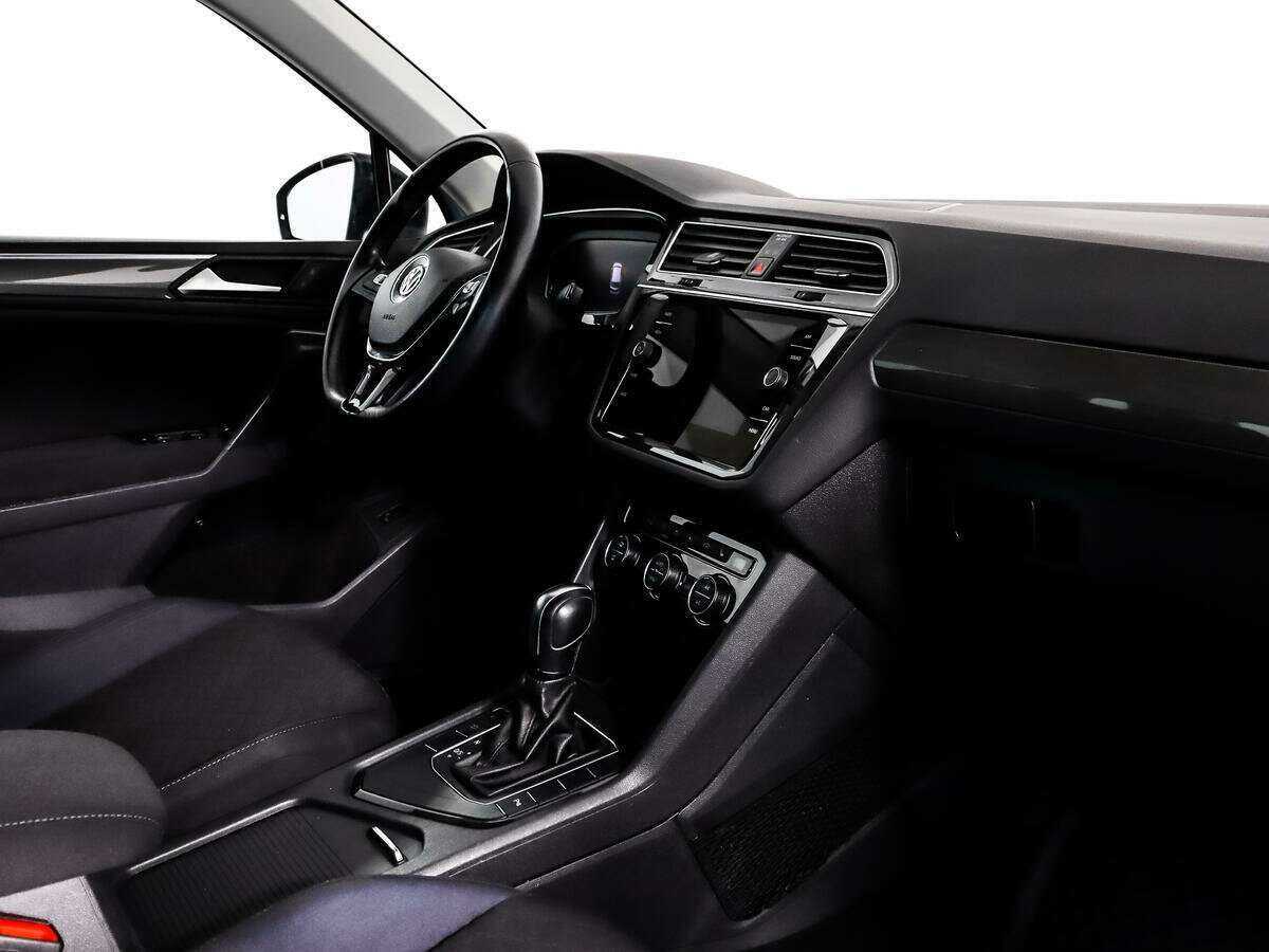 Volkswagen Tiguan с пробегом — 2019 год. Фото: #11