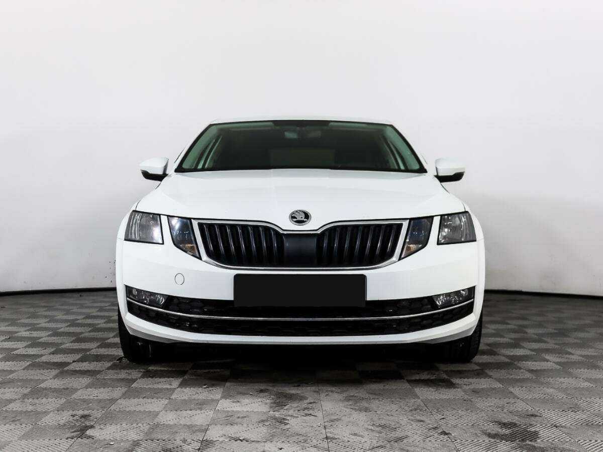 Skoda Octavia с пробегом — 2020 год. Фото: #1