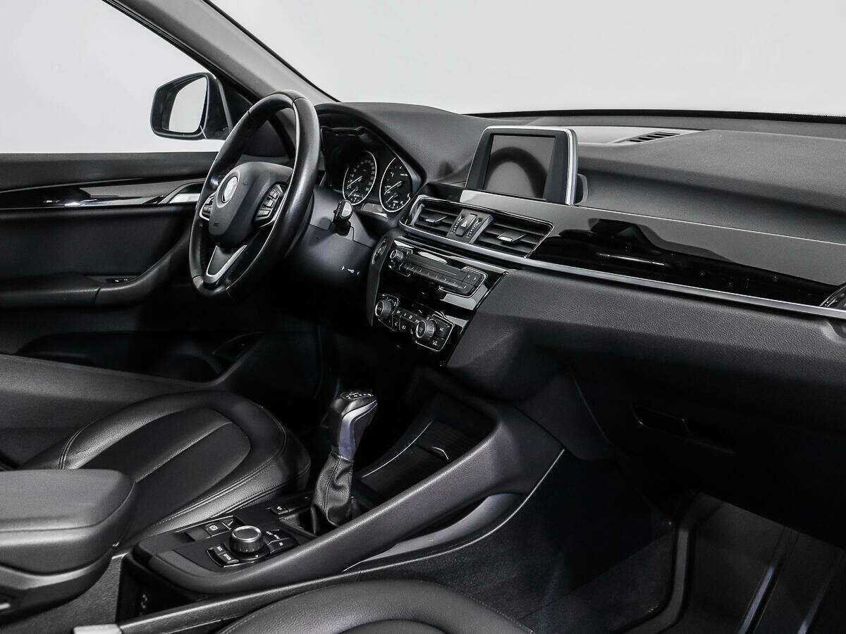 BMW X1 с пробегом — 2016 год. Фото: #8