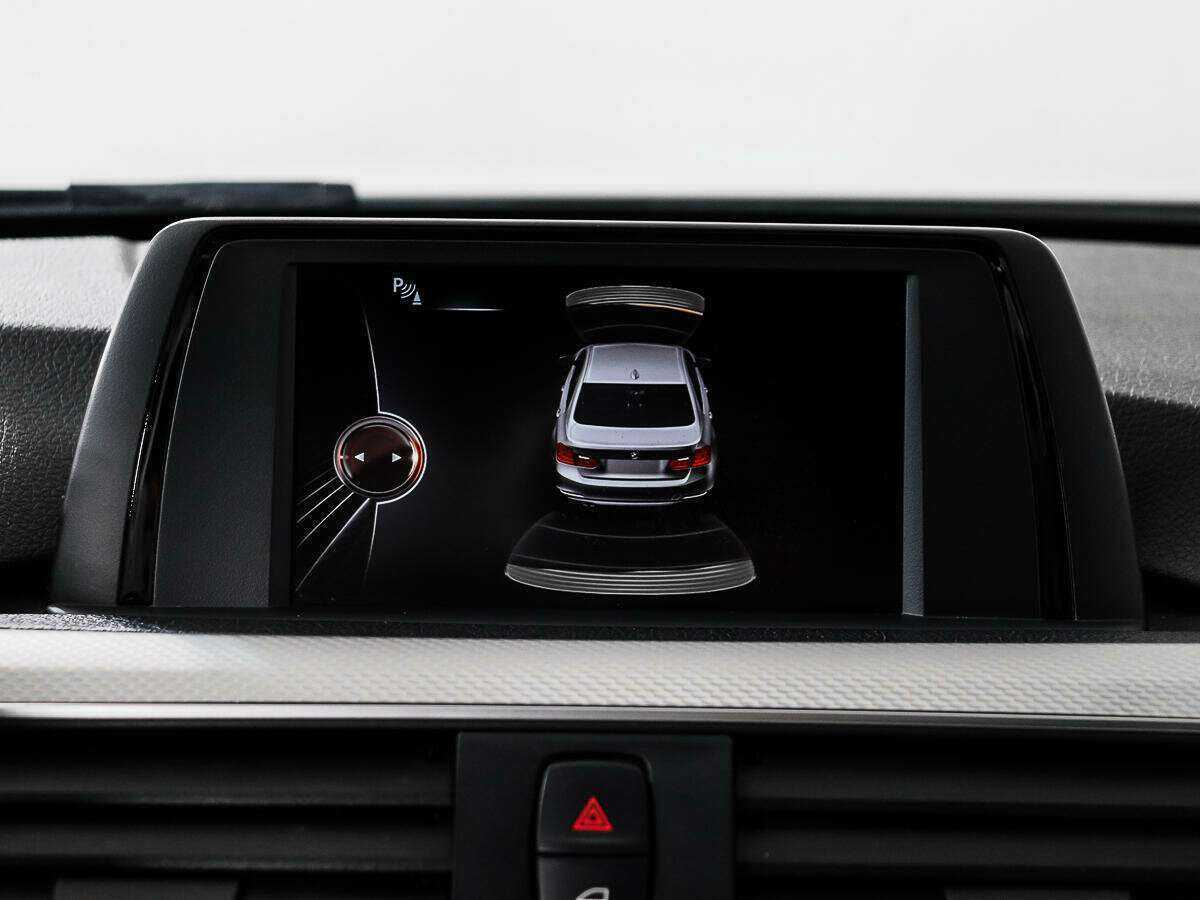 BMW 3 серии с пробегом — 2015 год. Фото: #13