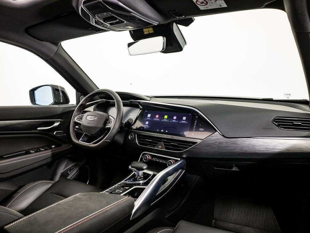 Geely Tugella с пробегом — 2022 год. Фото: #8