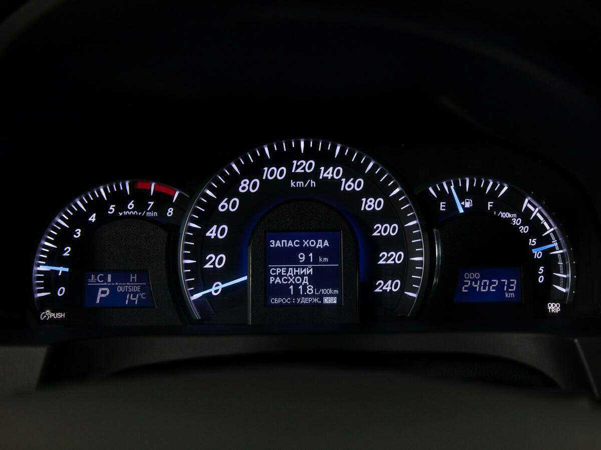 Toyota Camry с пробегом — 2013 год. Фото: #11