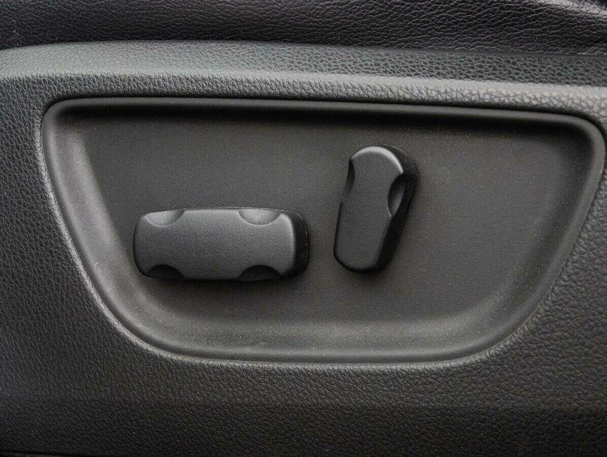 Mitsubishi Pajero Sport с пробегом — 2017 год. Фото: #14