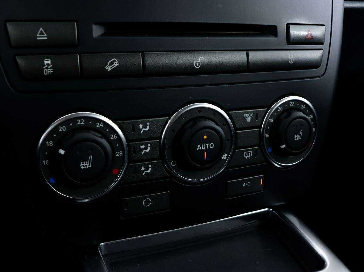 Land Rover Freelander с пробегом — 2014 год. Фото: #13