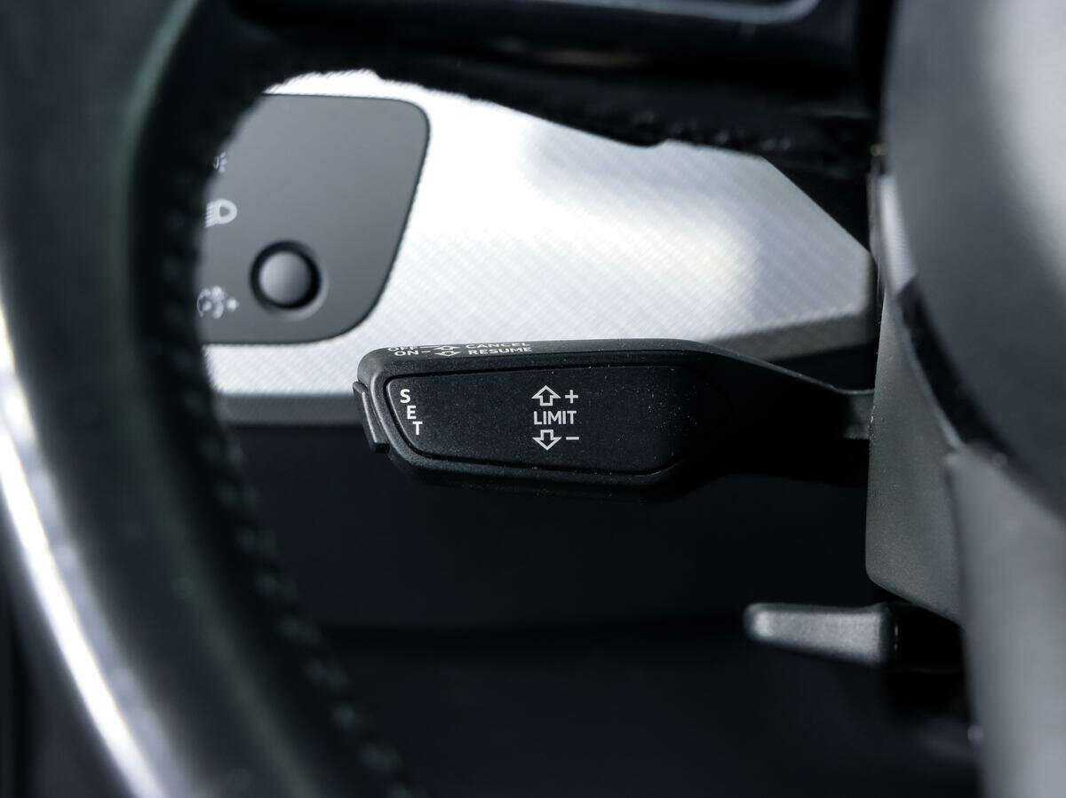 Audi A4 с пробегом — 2015 год. Фото: #8