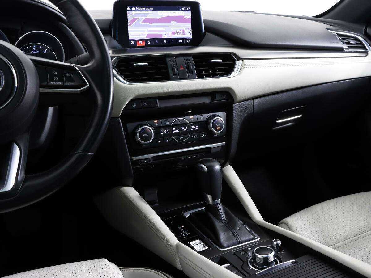 Mazda 6 с пробегом — 2018 год. Фото: #13