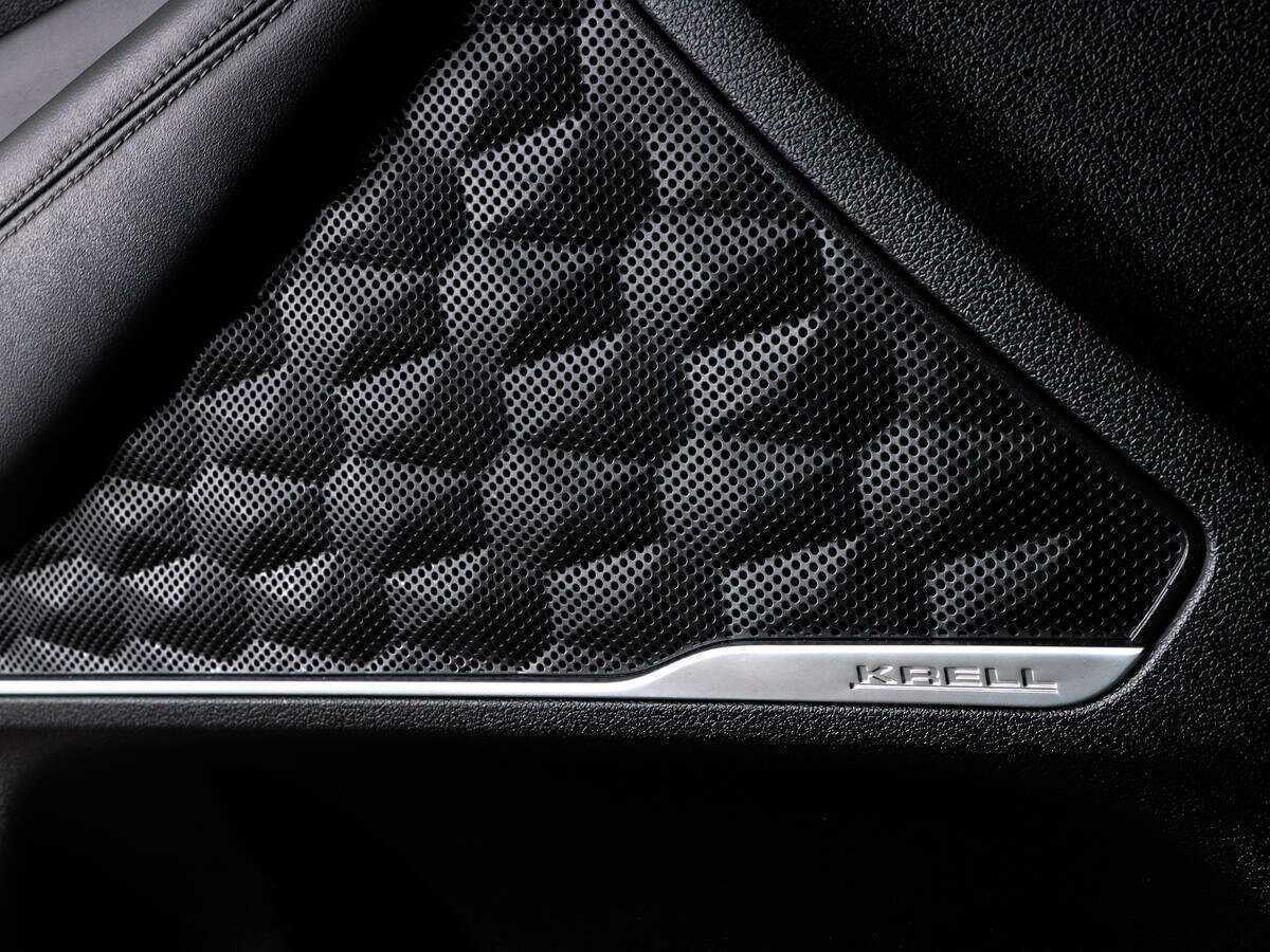 Hyundai Santa Fe с пробегом — 2018 год. Фото: #14