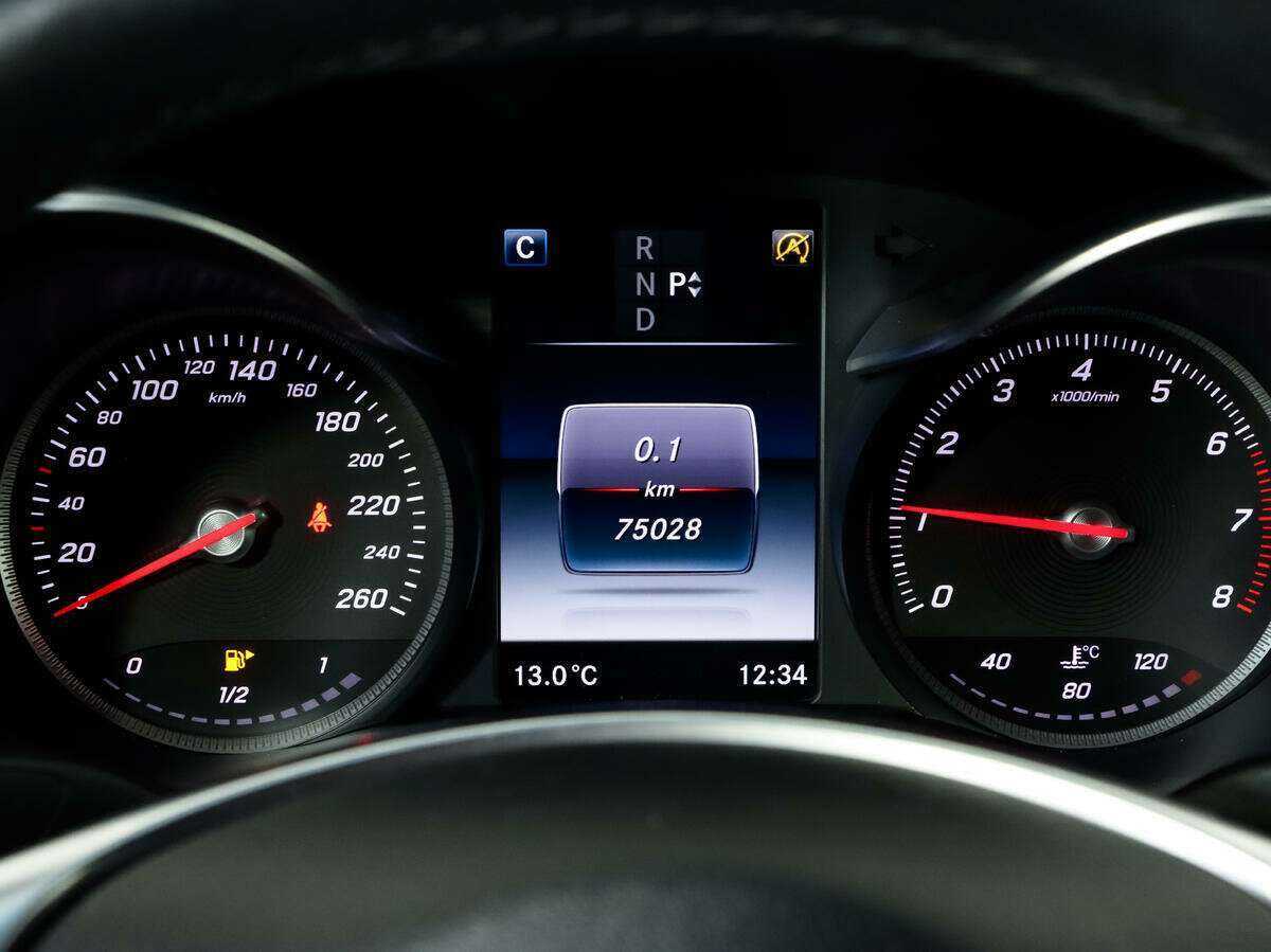 Mercedes-Benz C-Класс с пробегом — 2015 год. Фото: #17