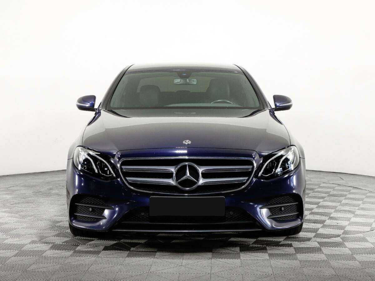 Mercedes-Benz E-Класс с пробегом — 2018 год. Фото: #1