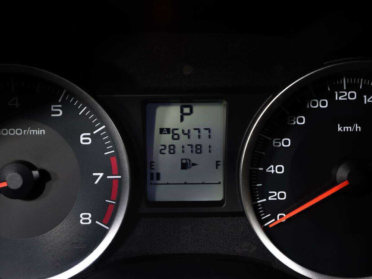 Subaru XV с пробегом — 2012 год. Фото: #16