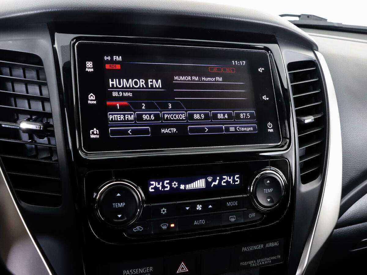 Mitsubishi Pajero Sport с пробегом — 2018 год. Фото: #9