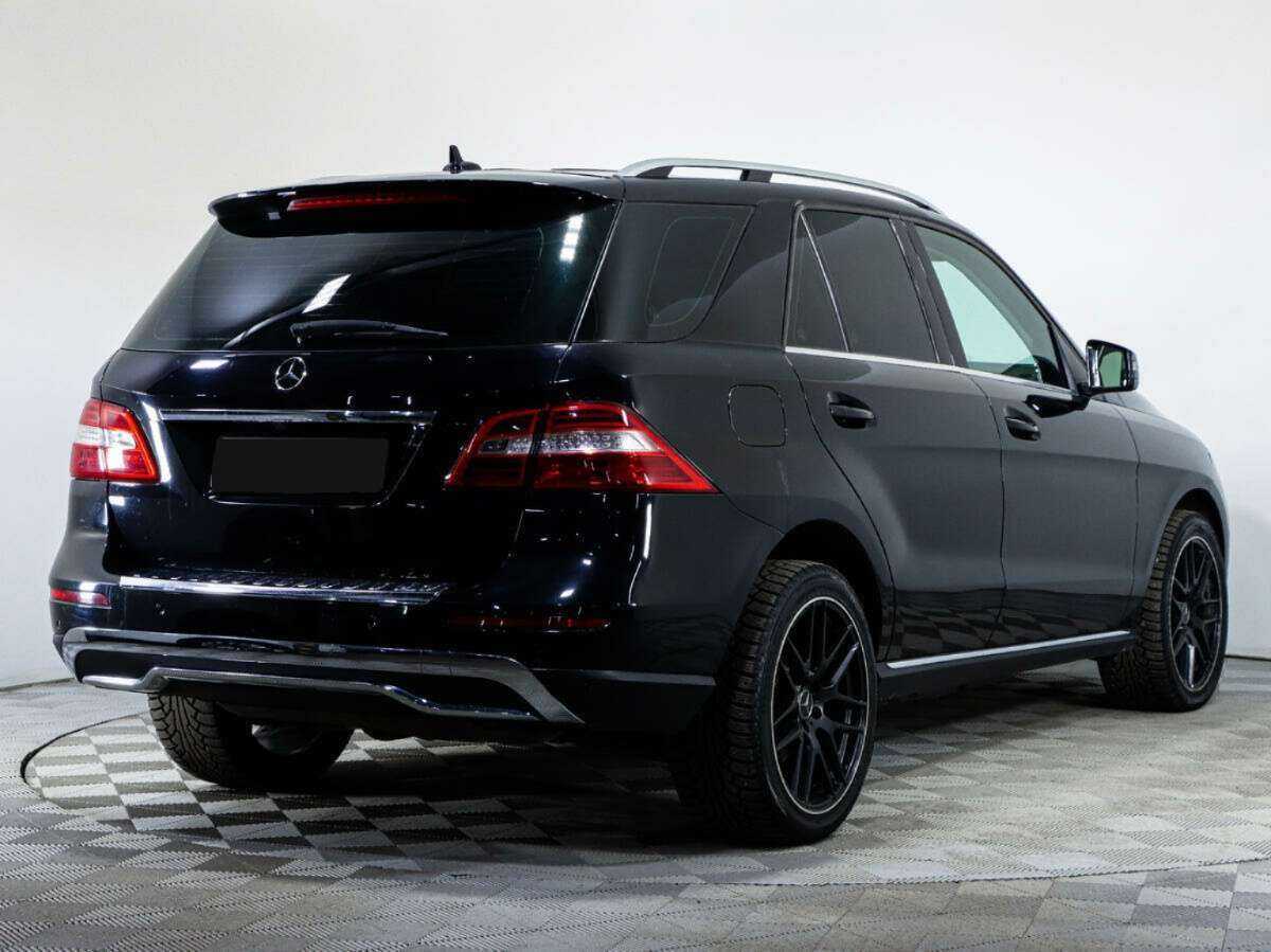 Mercedes-Benz M-Класс с пробегом — 2012 год. Фото: #4