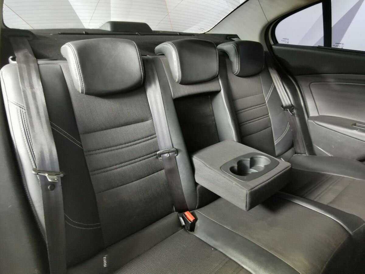 Renault Fluence с пробегом — 2012 год. Фото: #12