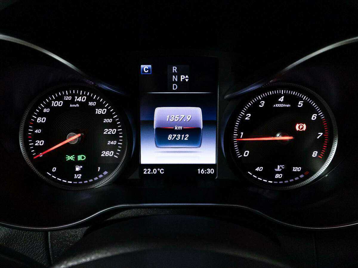 Mercedes-Benz C-Класс с пробегом — 2018 год. Фото: #11