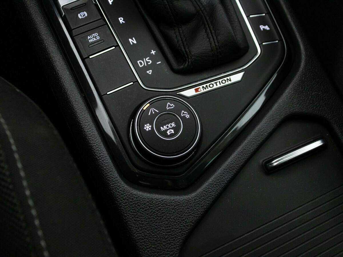 Volkswagen Tiguan с пробегом — 2018 год. Фото: #17