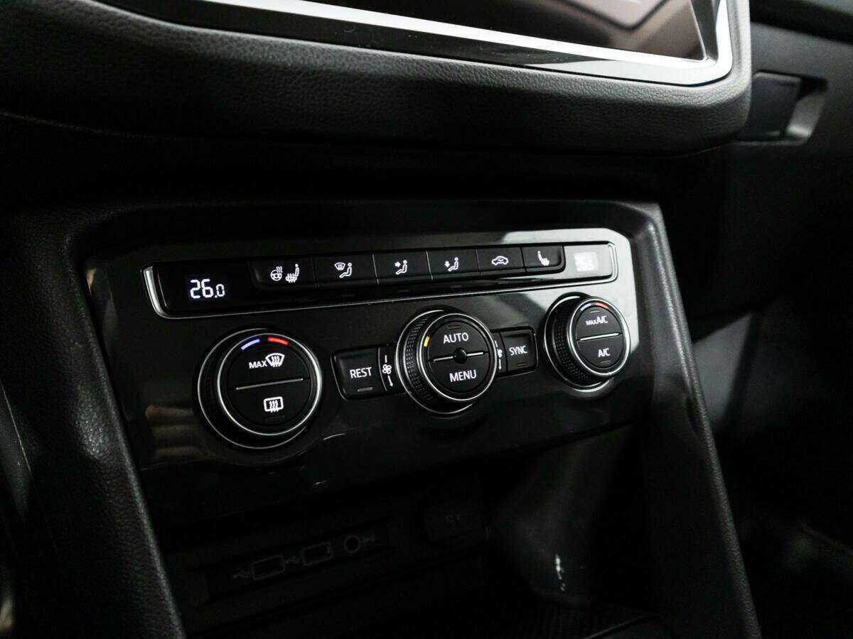 Volkswagen Tiguan с пробегом — 2019 год. Фото: #17