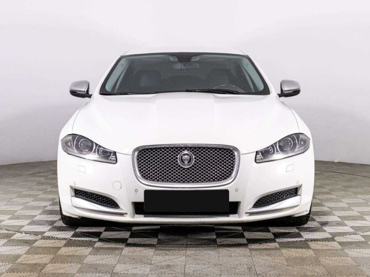 Jaguar XF с пробегом — 2013 год. Фото: #1