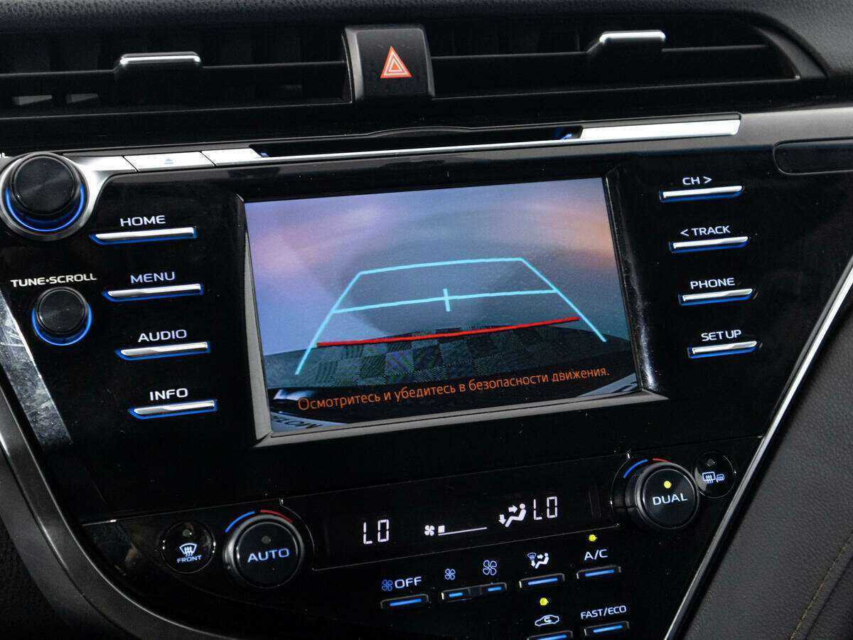 Toyota Camry с пробегом — 2019 год. Фото: #14