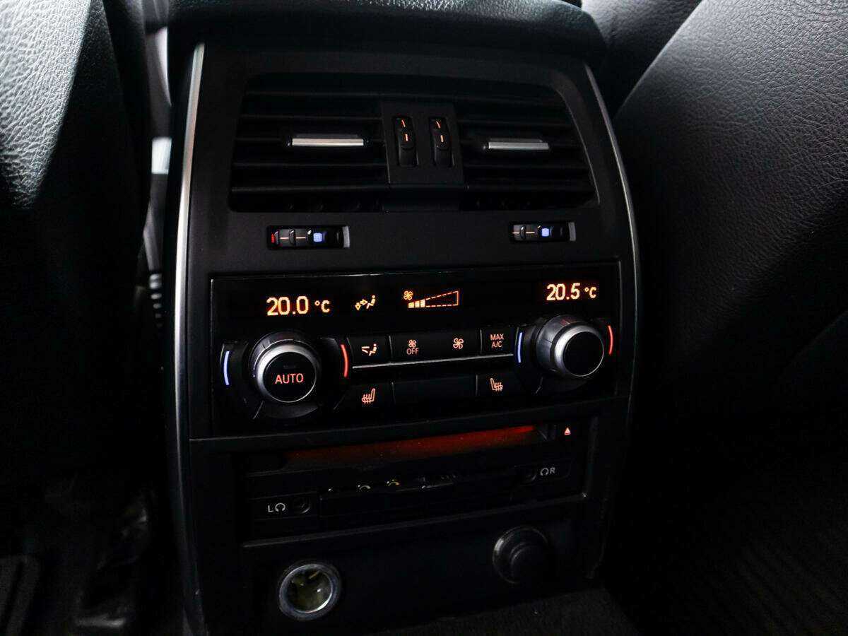 BMW 5 серии с пробегом — 2012 год. Фото: #19