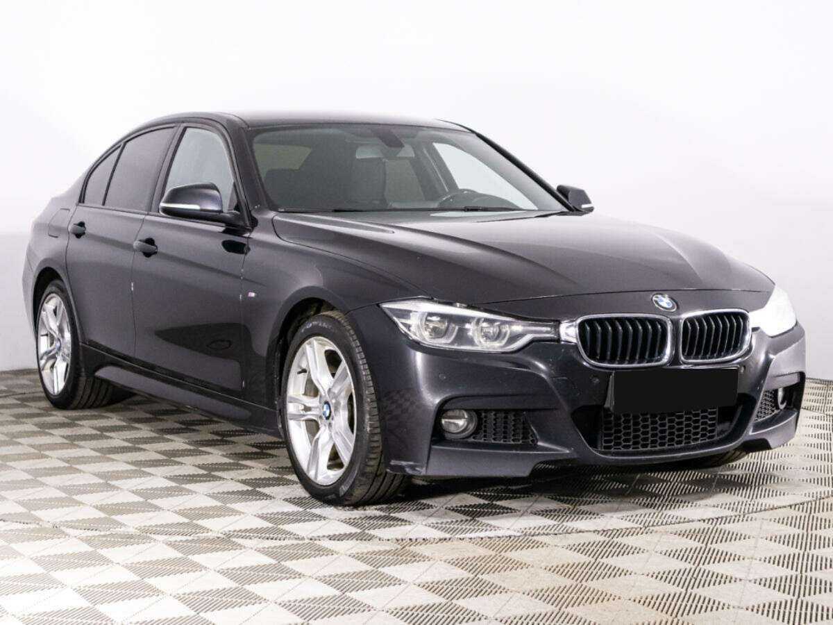 BMW 3 серии с пробегом — 2017 год. Фото: #2