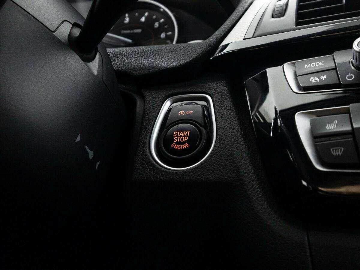 BMW 3 серии с пробегом — 2017 год. Фото: #15