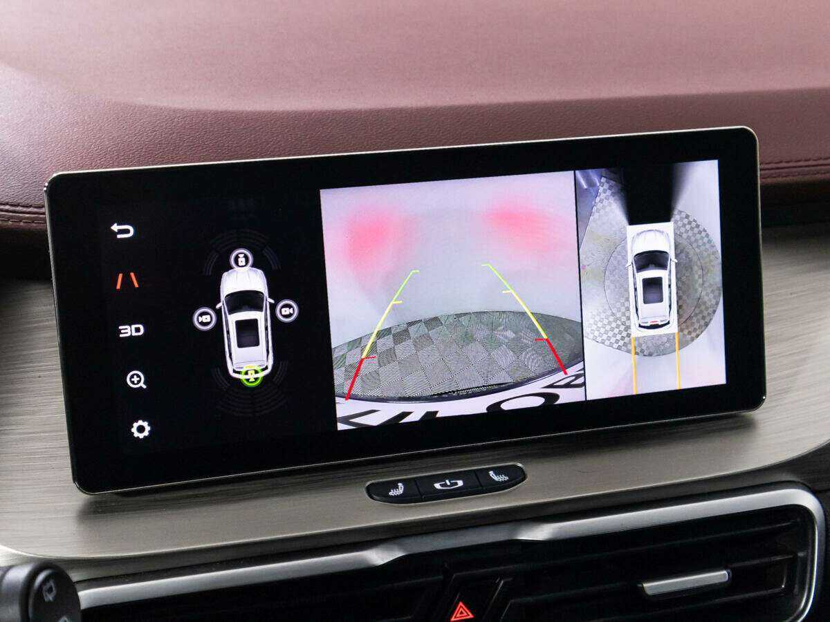 Geely Coolray с пробегом — 2023 год. Фото: #16