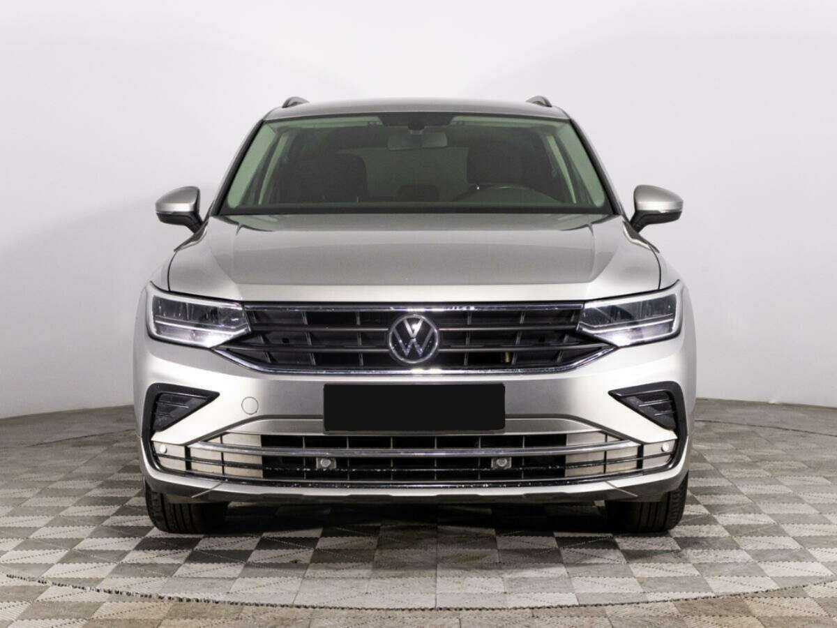Volkswagen Tiguan с пробегом — 2021 год. Фото: #1